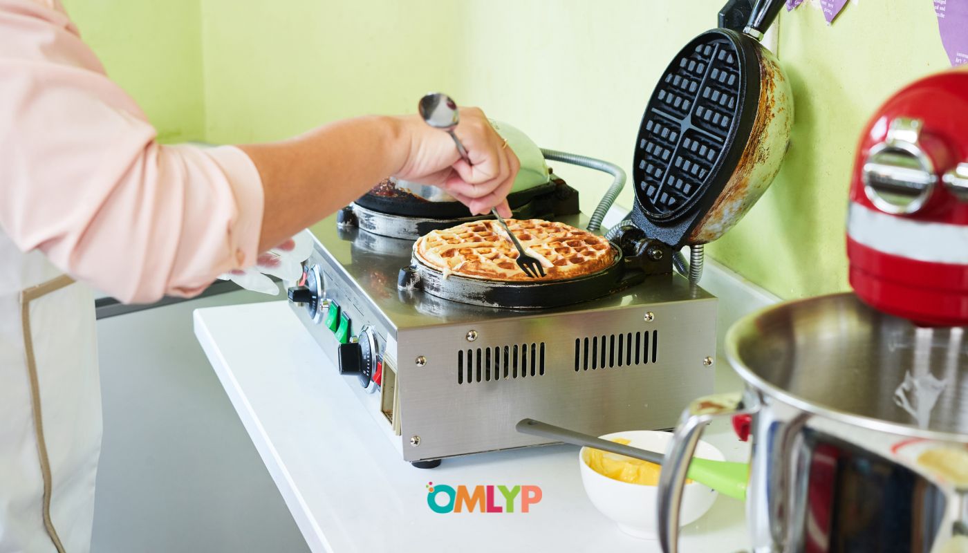 How to Choose the Best Waffle Maker - Buyer’s Guide